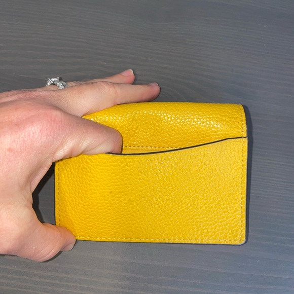 Coach yellow mini wallet - Picture 2 of 4